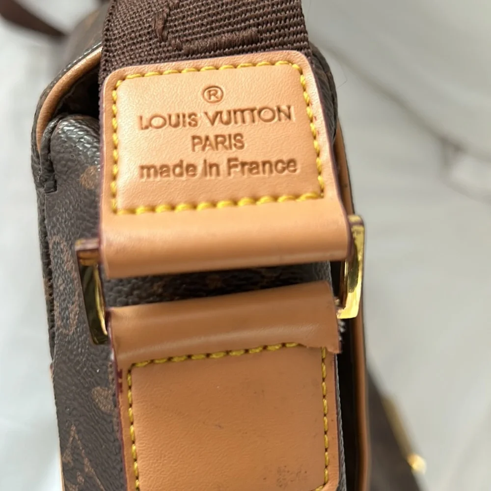 Used - Picture 4 of 4